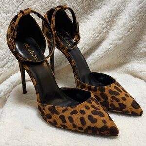 Elisabet Tang D'Orsay Ankle Strap Leopard Print Faux Suede Stiletto Heels Sz 10
